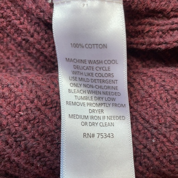 Artisan NY maroon distressed neckline button side - Picture 9 of 10